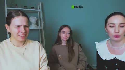 Snapshot of aylin_mirage chatting on November 29, 2025, 9:34 am aylin_mirage online show from November 29, 2025, 9:34 am