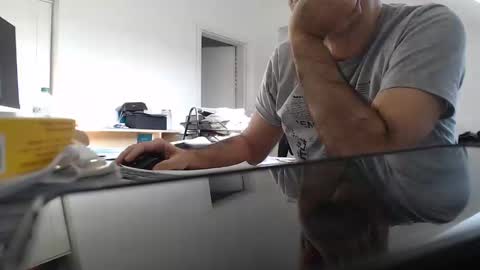 Snapshot of aylinniyerim chatting on February 18, 2025, 8:59 am aylinniyerim online show from February 18, 2025, 8:59 am