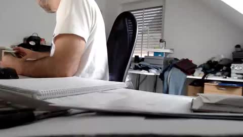 Snapshot of aylinniyerim chatting on October 10, 2025, 8:02 am aylinniyerim online show from October 10, 2025, 8:02 am