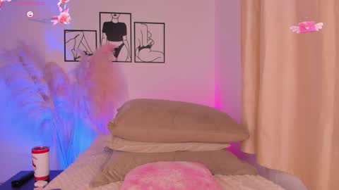 Aylin  online show from September 22, 2025, 10:28 am