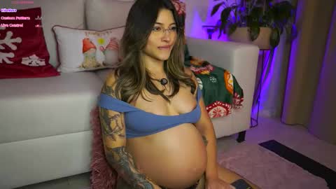 Ayra L online show from November 13, 2025, 1:48 am