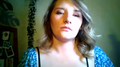ayrix online show from September 20, 2025, 7:26 pm