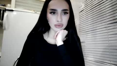 ViktoranMary online show from February 26, 2026, 7:24 pm