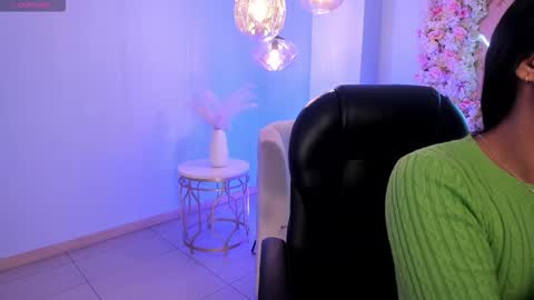 Ayshel online show from October 9, 2025, 3:37 am