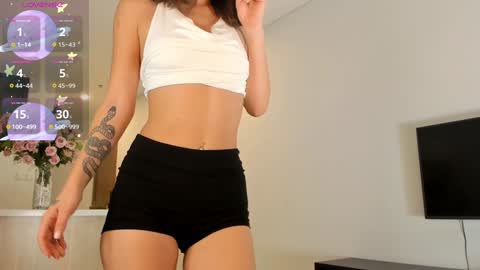 ayumi_dream online show from December 10, 2024, 11:30 pm