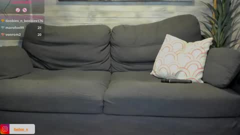 Snapshot of azalea_love chatting on May 27, 2026, 2:14 pm Maribel Bel online show from May 27, 2026, 2:14 pm