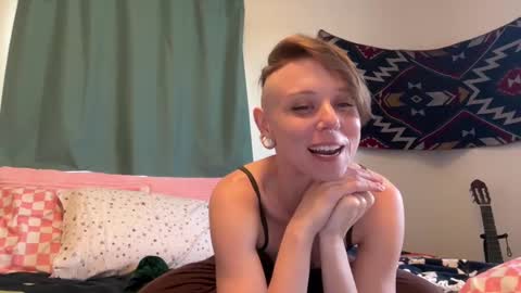 Azerai online show from November 19, 2025, 6:52 pm