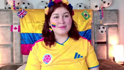 Snapshot of azul_veraa chatting on June 11, 2026, 12:25 pm Azul online show from June 11, 2026, 12:25 pm
