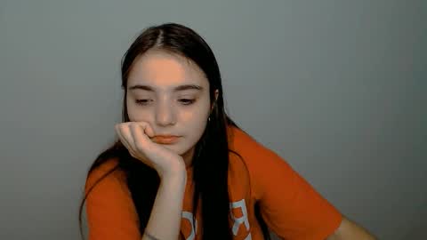 azumi_chan_ online show from September 12, 2025, 9:59 pm