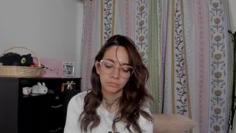 azumi saan online show from May 18, 2026, 1:35 am