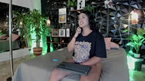 Azuraby online show from September 17, 2025, 1:29 am