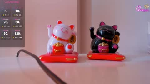 Snapshot of azure_moon chatting on June 22, 2026, 9:17 am azure_moon online show from June 22, 2026, 9:17 am