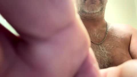 Snapshot of b0012 chatting on March 3, 2025, 1:42 pm B00123 online show from March 3, 2025, 1:42 pm