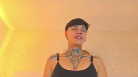 Anny online show from October 6, 2025, 7:55 pm