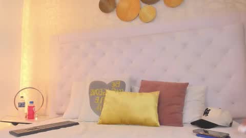 Anny online show from February 9, 2026, 2:59 am