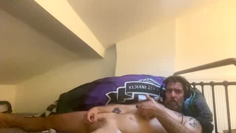 b4dafall44 online show from December 13, 2024, 8:41 am