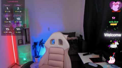 odeley online show from November 25, 2025, 11:21 am