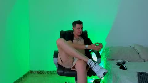 baan9 online show from January 18, 2025, 9:13 pm