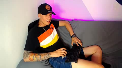 baan9 online show from February 1, 2025, 6:40 pm