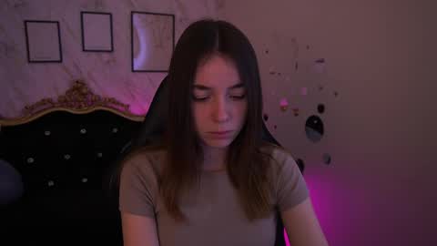 Babe online show from April 9, 2026, 6:13 am