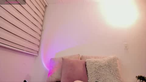 babe_sophiee1 online show from February 10, 2026, 3:54 am