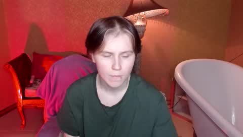 Sweety Eva online show from November 30, 2025, 11:14 am