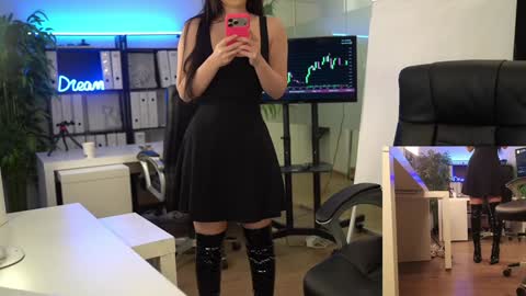 Olivia and Lexi online show from March 21, 2026, 5:45 am