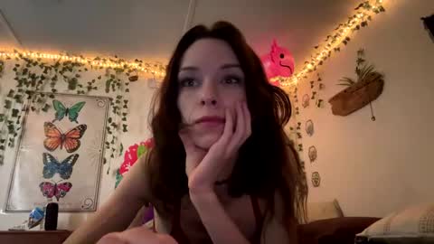 Snapshot of babiifern chatting on January 16, 2025, 3:34 am Fern Browning online show from January 16, 2025, 3:34 am