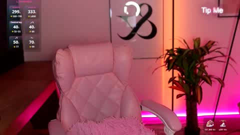 Baby   Lola online show from February 9, 2026, 7:01 am