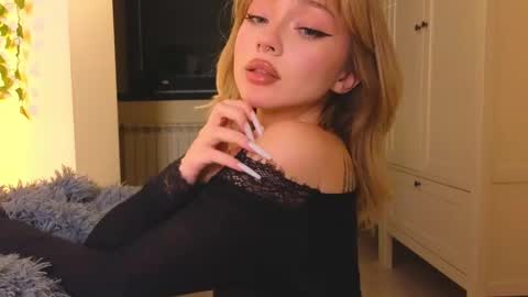 bb adele  online show from December 18, 2024, 11:30 pm