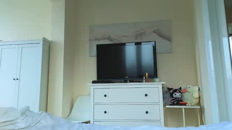 bb adele  online show from December 28, 2024, 6:17 am