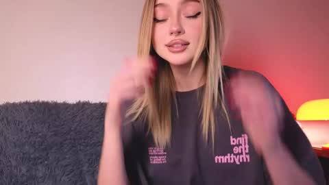 bb adele  online show from September 10, 2025, 3:34 pm