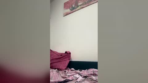 Baby Blonde online show from April 18, 2026, 1:48 pm