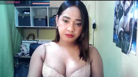 cassandra online show from December 3, 2024, 2:47 am