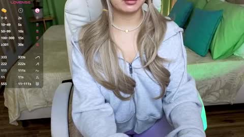 Snapshot of baby_debbie chatting on February 20, 2025, 6:46 pm Debora online show from February 20, 2025, 6:46 pm