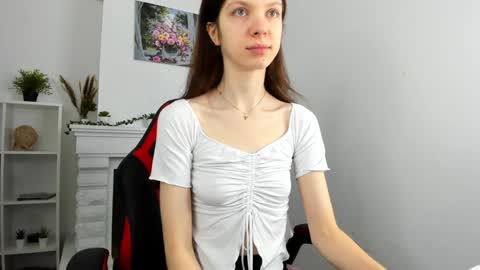 Snapshot of baby_evalena chatting on December 6, 2024, 4:47 am Evalena maybe just Eva online show from December 6, 2024, 4:47 am