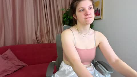 Snapshot of baby_evalena chatting on June 6, 2026, 5:01 am Evalena maybe just Eva online show from June 6, 2026, 5:01 am