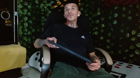 OF GxoXabs online show from December 4, 2024, 1:58 am