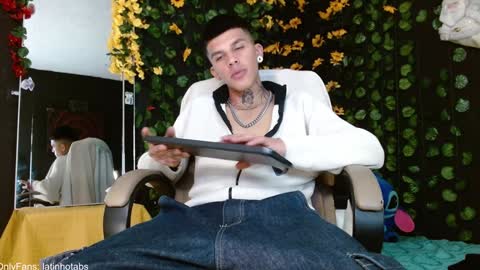 OF GxoXabs online show from December 24, 2024, 4:30 pm