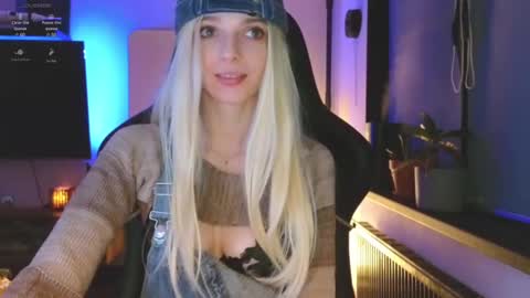 baby gopn1k online show from January 13, 2025, 2:53 pm