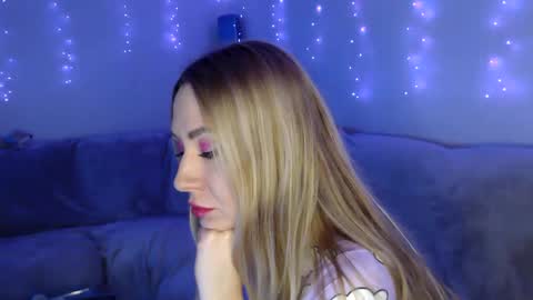 Diva x  online show from February 8, 2025, 9:25 pm