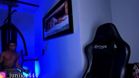 Snapshot of baby_junior420 chatting on December 15, 2025, 3:55 am Junior Independent Model online show from December 15, 2025, 3:55 am