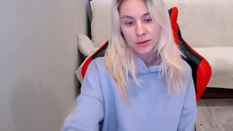 Snapshot of baby_kitte chatting on December 9, 2024, 6:34 am baby_kitte online show from December 9, 2024, 6:34 am