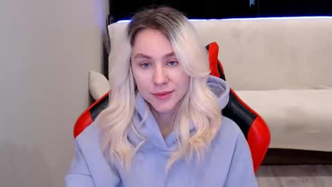 Snapshot of baby_kitte chatting on December 10, 2024, 5:07 am baby_kitte online show from December 10, 2024, 5:07 am