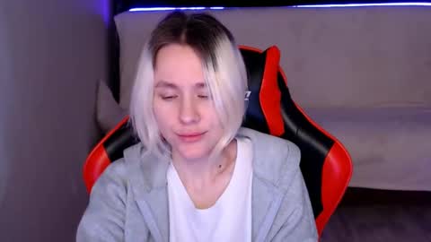 Snapshot of baby_kitte chatting on December 13, 2024, 6:31 am baby_kitte online show from December 13, 2024, 6:31 am