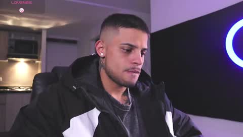 baby_rausch online show from March 11, 2025, 3:16 am