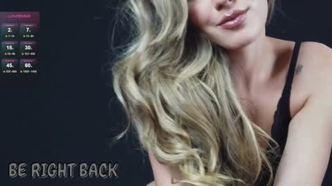  Baby Sammyy  online show from November 28, 2025, 6:43 pm