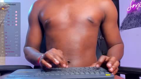 Snapshot of baby_smith chatting on December 21, 2024, 12:09 am FOLLOW ME online show from December 21, 2024, 12:09 am