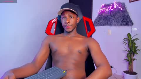 Snapshot of baby_smith chatting on December 24, 2024, 10:39 pm FOLLOW ME online show from December 24, 2024, 10:39 pm
