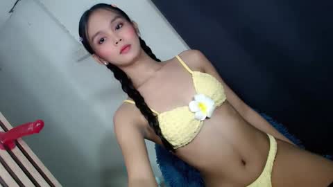 baby_zoexx online show from September 9, 2025, 10:09 pm